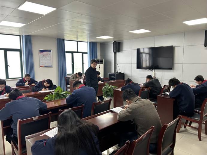 建材公司、檢測公司聯(lián)合開展管理人員業(yè)務(wù)提升考試