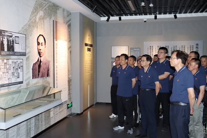 公司黨委開展主題黨日活動